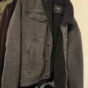 Forever 21 Men's Washed Black Sherpa Jacket